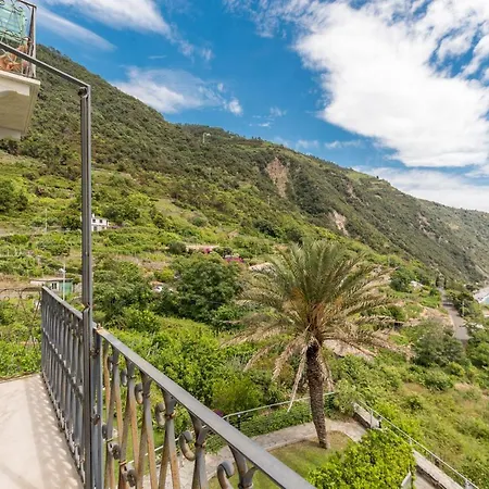 Salty Sky Flat , Terre Marine Apartment Corniglia