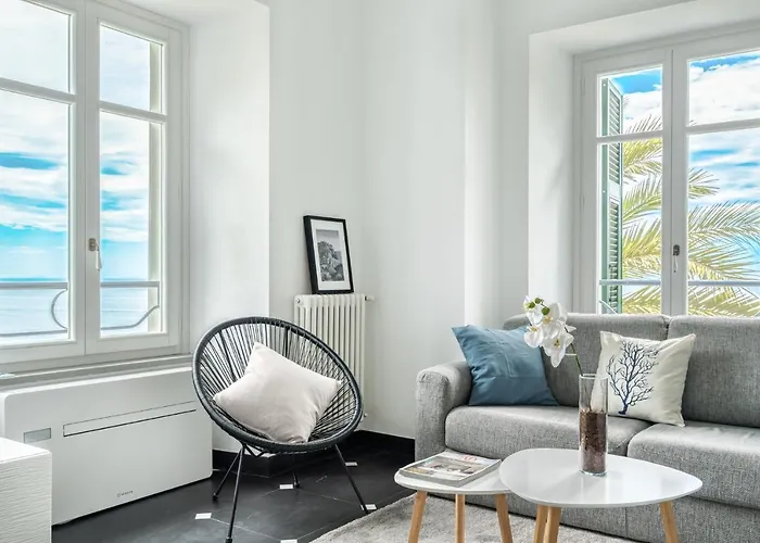 Salty Sky Flat , Terre Marine * Corniglia